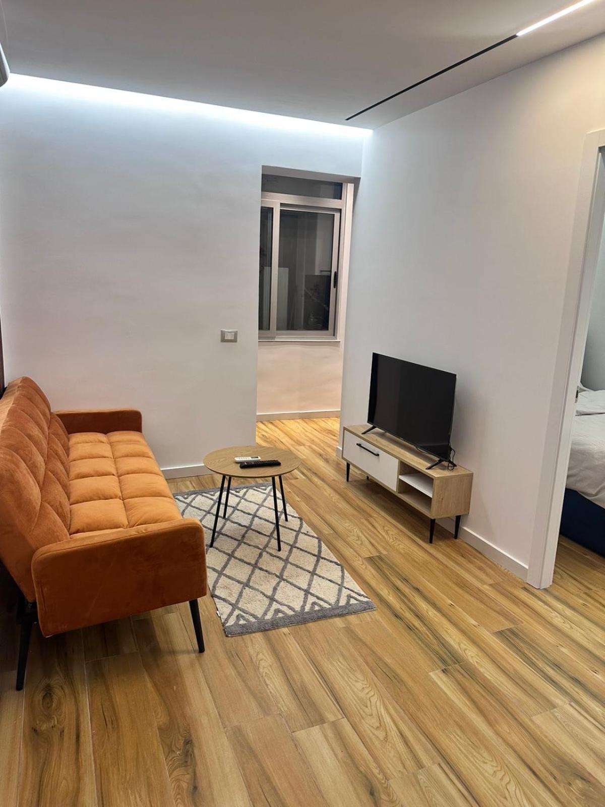 Modern Central Apartments Tirana Exteriör bild